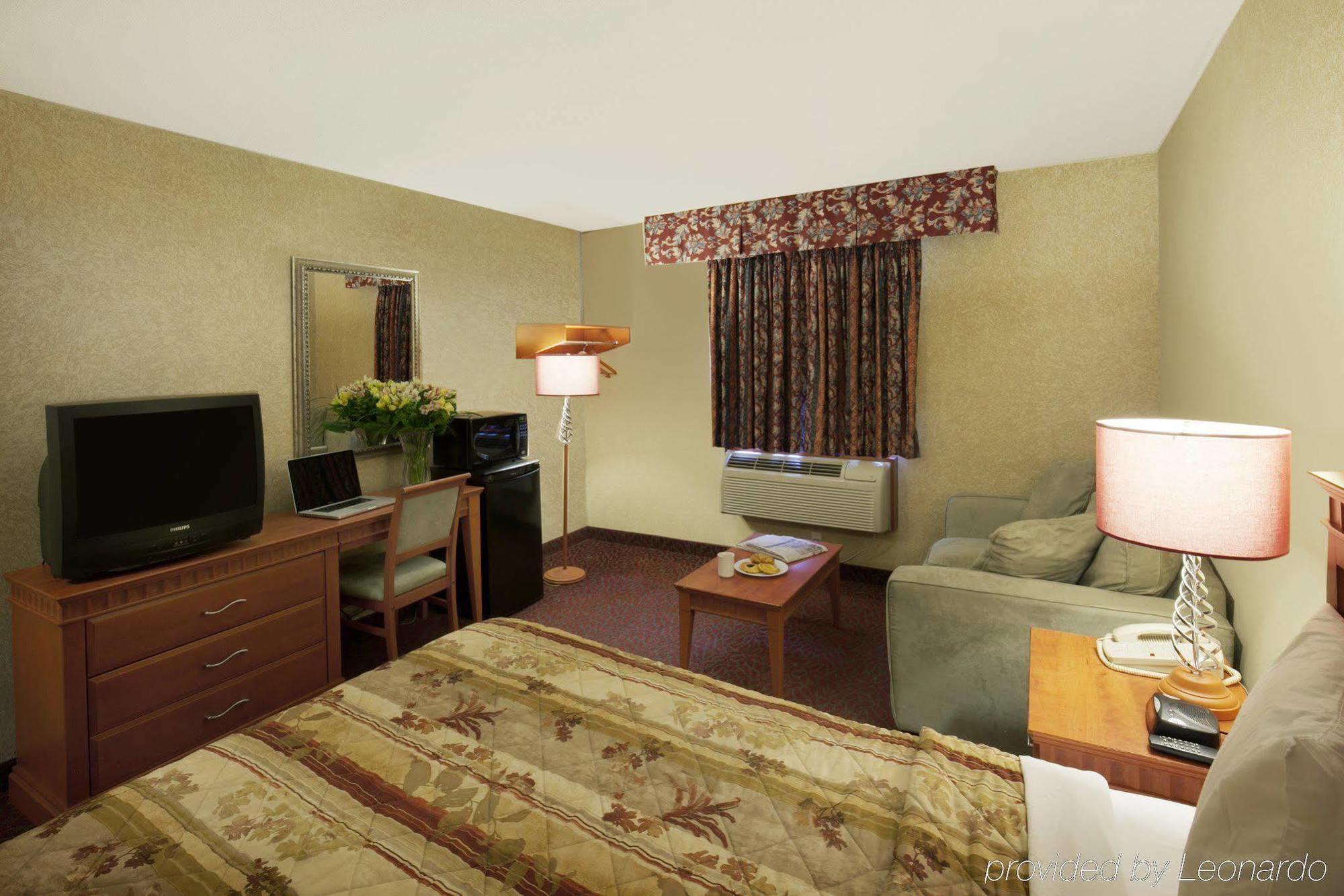 Canadas Best Value Inn-Richmond Hill Rum bild